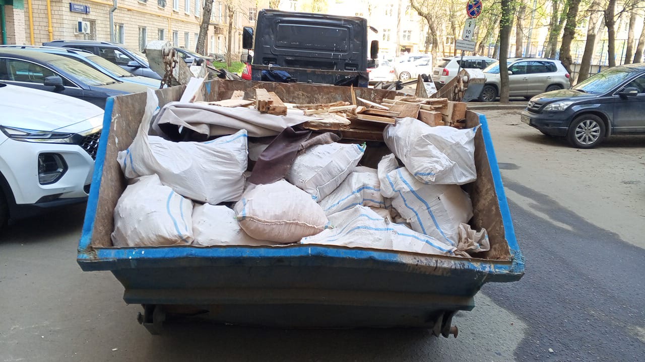 Вывоз мусора из магазина в Пензе в октябре
